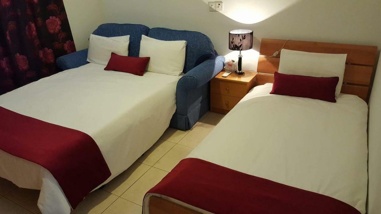 Ivoton Home Paphos ภายนอก รูปภาพ
